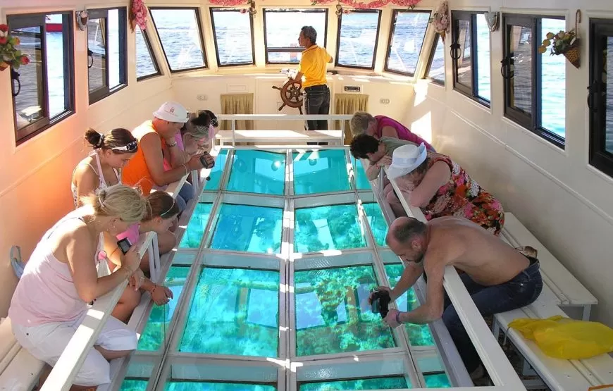 Glasbodenboot in Hurghada