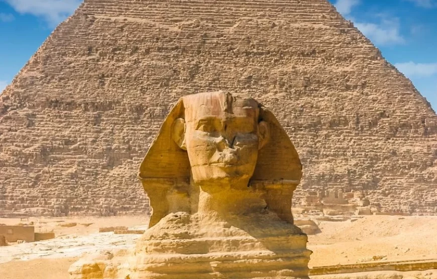 Classic Egypt Tour: From Pyramids to Temples in 8 Unforgettable Days