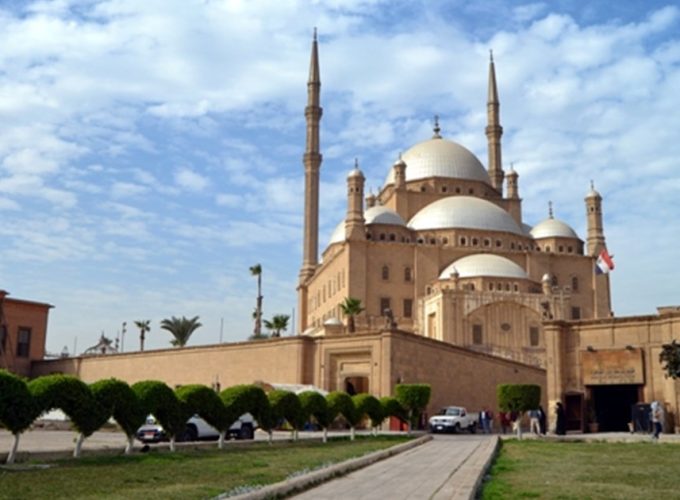 Heart of Egypt – Cruise and Discovery of Cairo